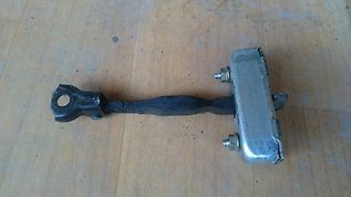 6862060091 Toyota Ogranicznik drzwi przedni lewy