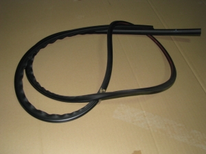 Listwa ochronna szyby przedniej do Subaru Legacy IV B13