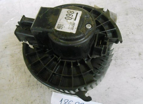 Silniczek wentylatora nagrzewnicy (ogrzewacza wnętrza) Mitsubishi 7801A502 cena, od 88,60 USD