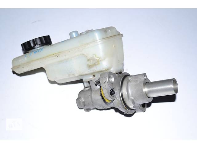 7701209764 Renault (RVI) Główny cylinder hamulców