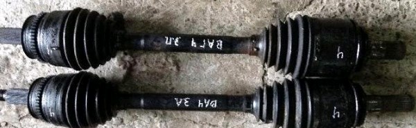 Półoś tylna do Mitsubishi Pajero IV LONG V90