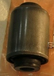 20204FE000 Subaru Silentblock przedniego wahacza dolnego