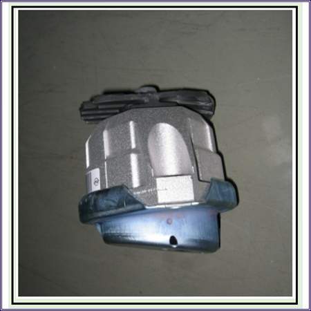2075009A00 Ssang Yong Poduszka (podpora) silnika lewa