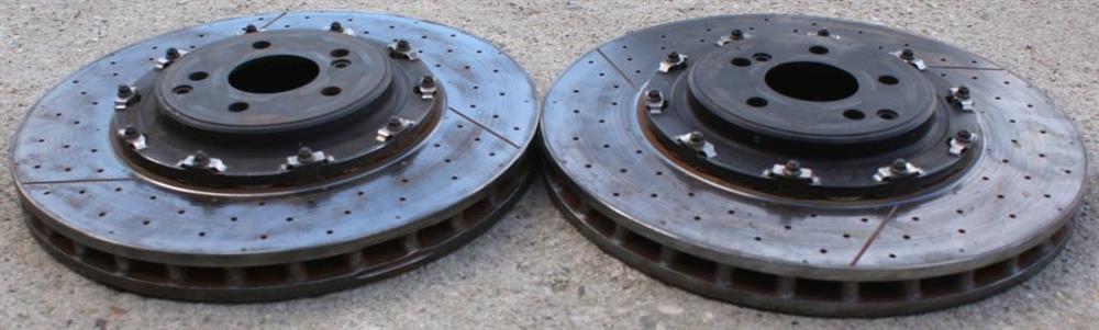 Tarcza hamulcowa przednia Mercedes A2304211212 cena, od 837,01 USD