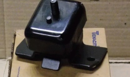 Poduszka silnika Daihatsu Terios