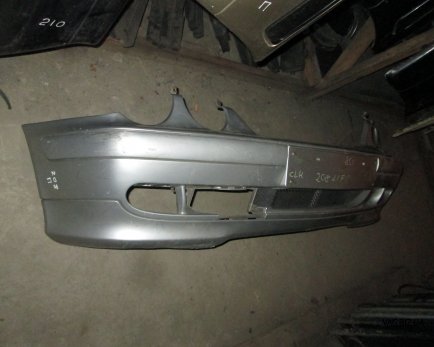 Zderzak przedni do Mercedes CLK  C208