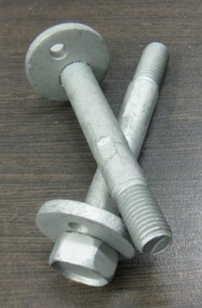 K06508488AA Fiat/Alfa/Lancia Śruba mocowania wahacza tylnego dolnego wewnętrzna
