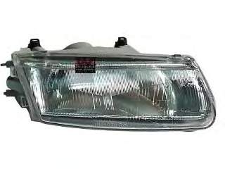 Reflektor prawy Mitsubishi Carisma DA