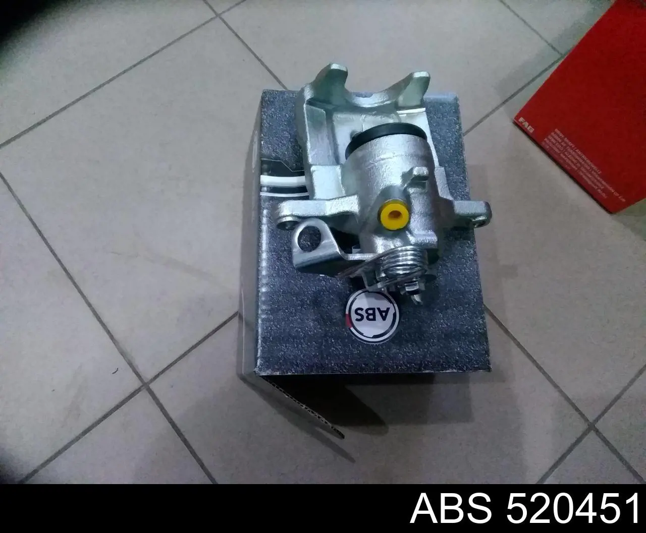 Do koszyka 520451 ABS Zacisk hamulcowy tylny lewy