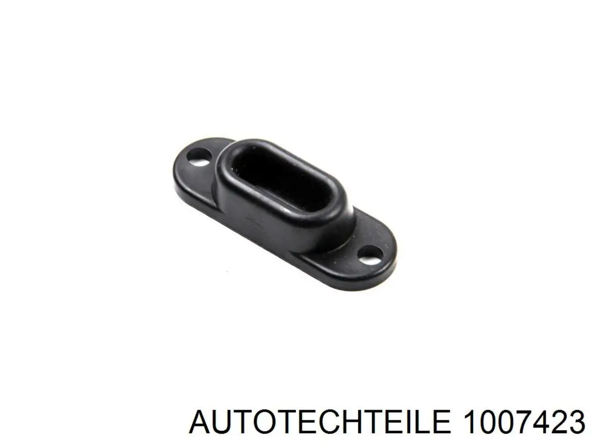 Obudowa lampki odświetlenia tablicy rejestracyjnej 1007423 Autotechteile