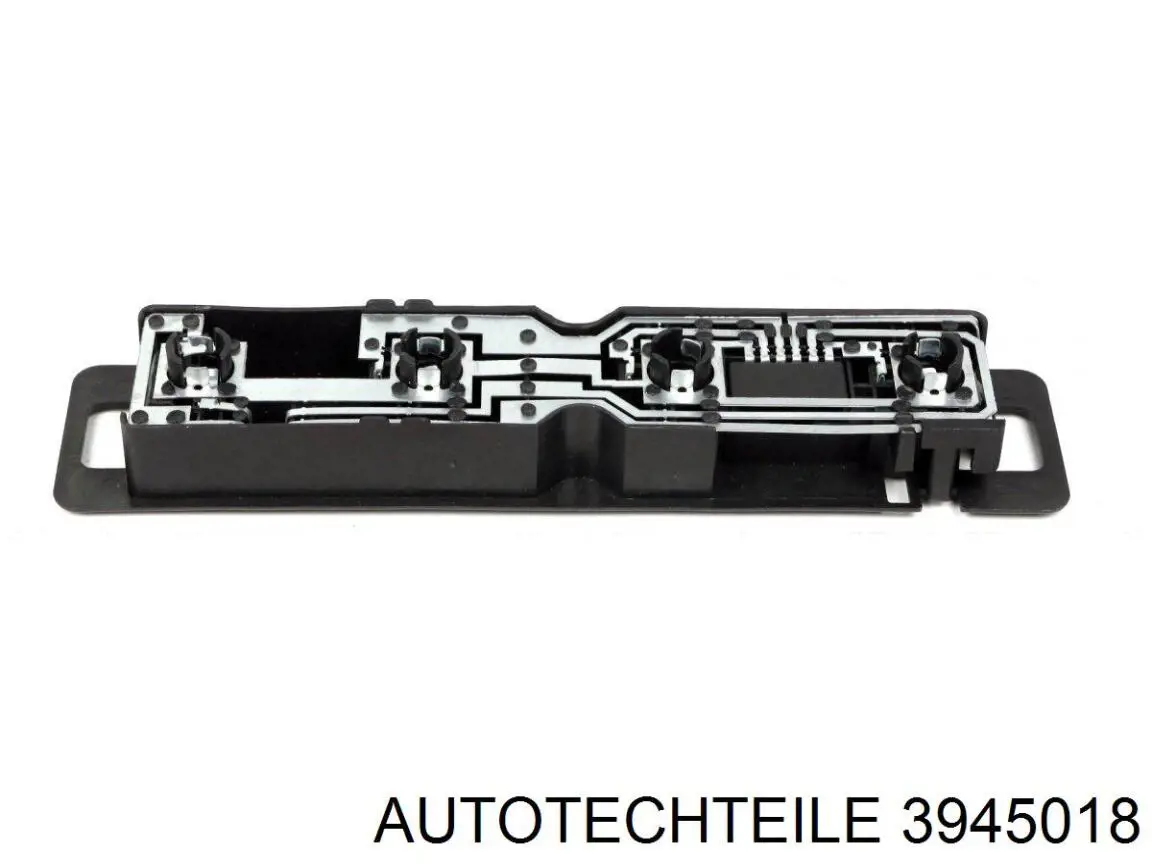 Lampa zespolona tylna prawa Autotechteile 3945018 cena, od 45,35 USD