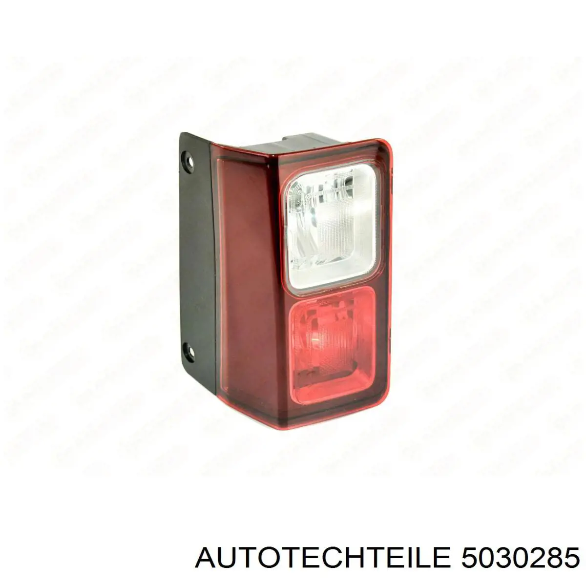 Lampa cofania lewa 93457899 General Motors