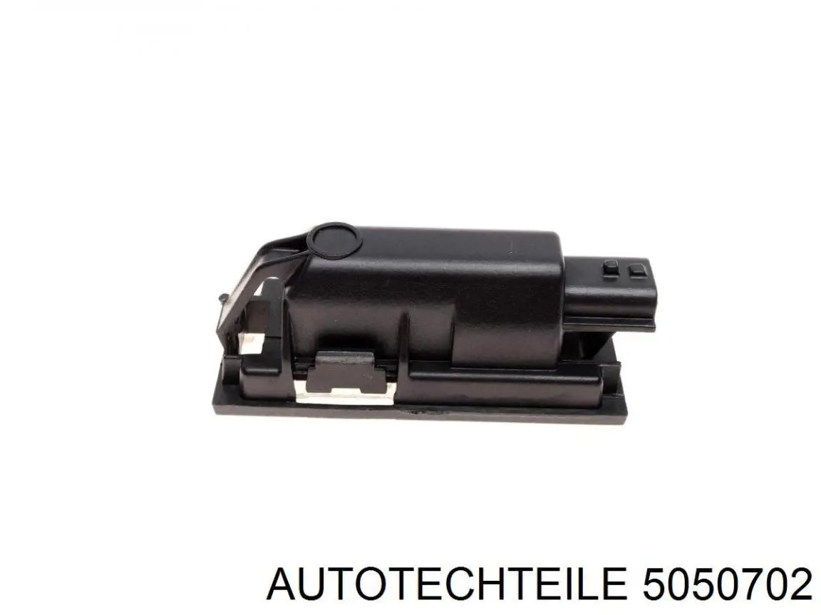 Lampa oświetlenia tylnej tablicy rejestracyjnej Autotechteile 5050702 cena, od 14,48 USD