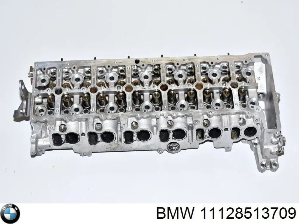 Głowica cylindrów BMW X5 SUV (G05, F95) (2018 - 2026) cena, od 1216,19 USD