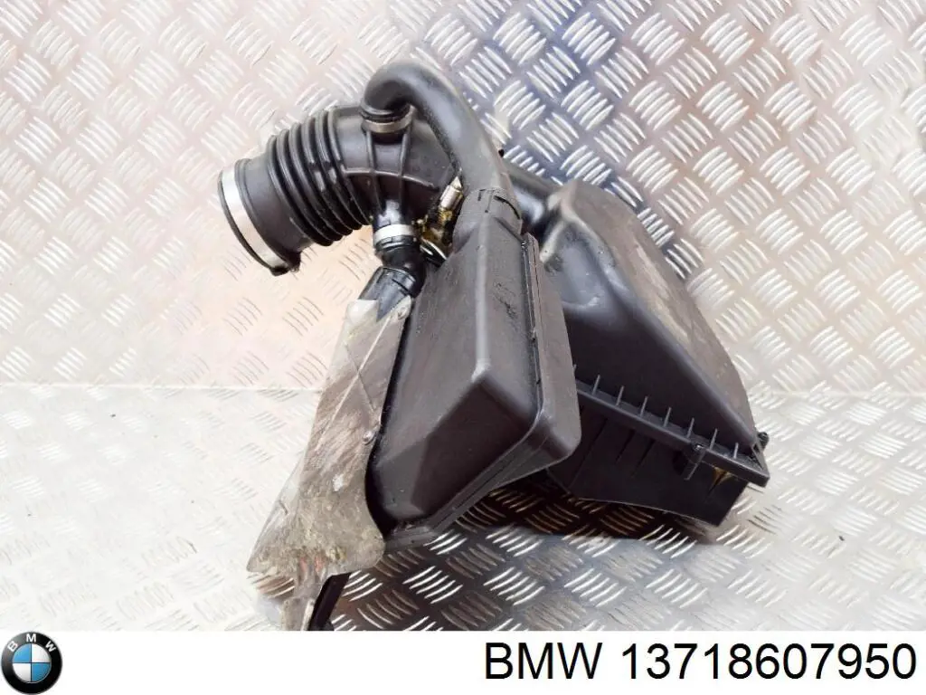Rezonator filtra powietrza BMW 13718607950 cena, od 170,97 USD