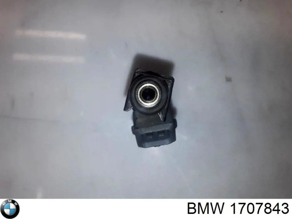 Wtryskiwacz paliwa 1707843 BMW