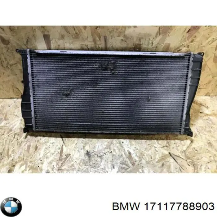 17117788903 BMW Chłodnica silnika