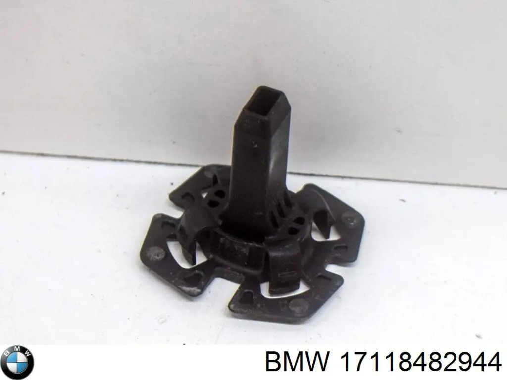17118482944 BMW Wspornik chłodnicy górny