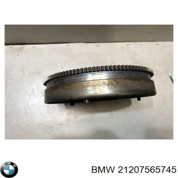 Do koszyka 21207565745 BMW Koło zamachowe silnika