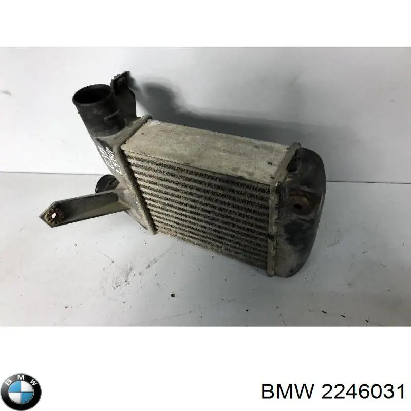 2246031 BMW Chłodnica intercoolera