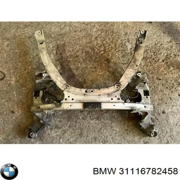 Do koszyka Korpus osi przedniej BMW 5  E60