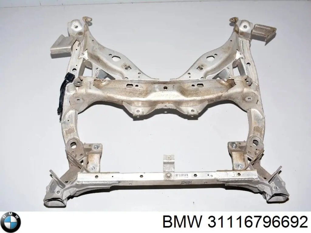 31116796692 BMW Korpus osi przedniej