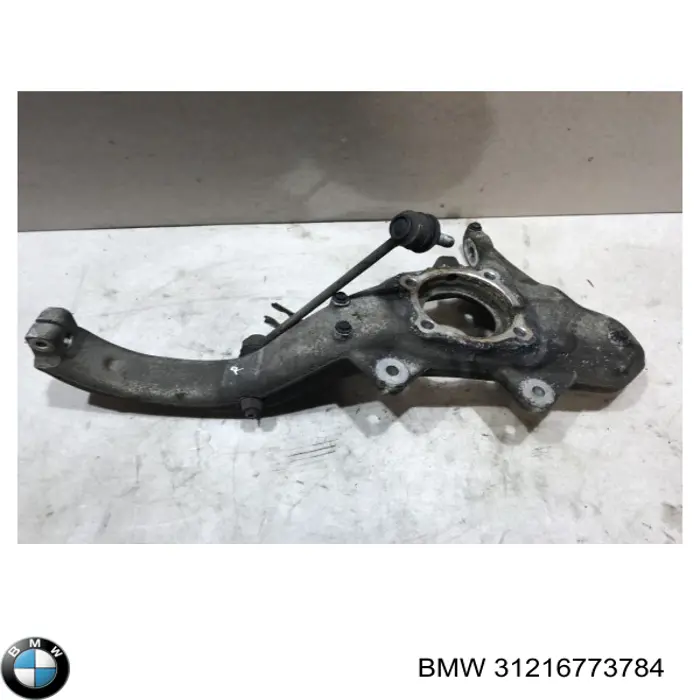 31216773784 BMW Czop (zwrotnica) przedni prawy