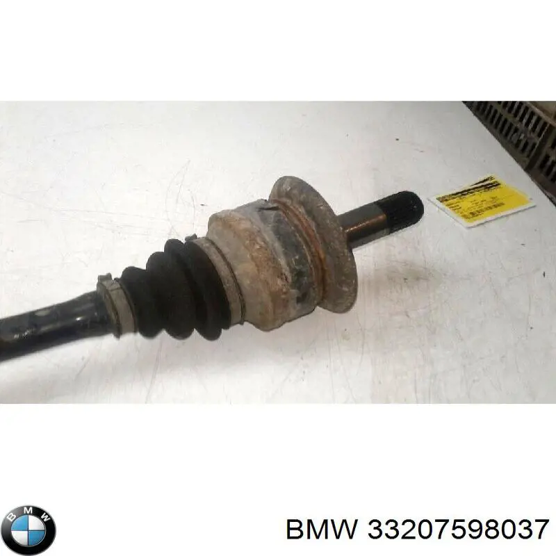 33207598037 BMW Półoś tylna lewa