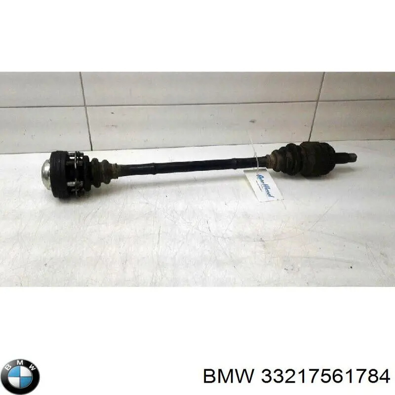 Do koszyka 33217561784 BMW Półoś tylna prawa