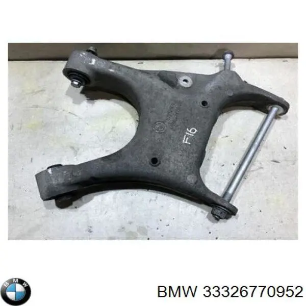 Do koszyka 33326770952 BMW Wahacz zawieszenia tylnego dolny prawy