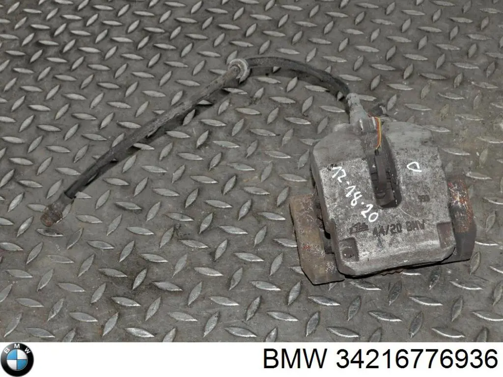 Do koszyka 34216776936 BMW Jarzmo zacisku hamulcowego przedniego