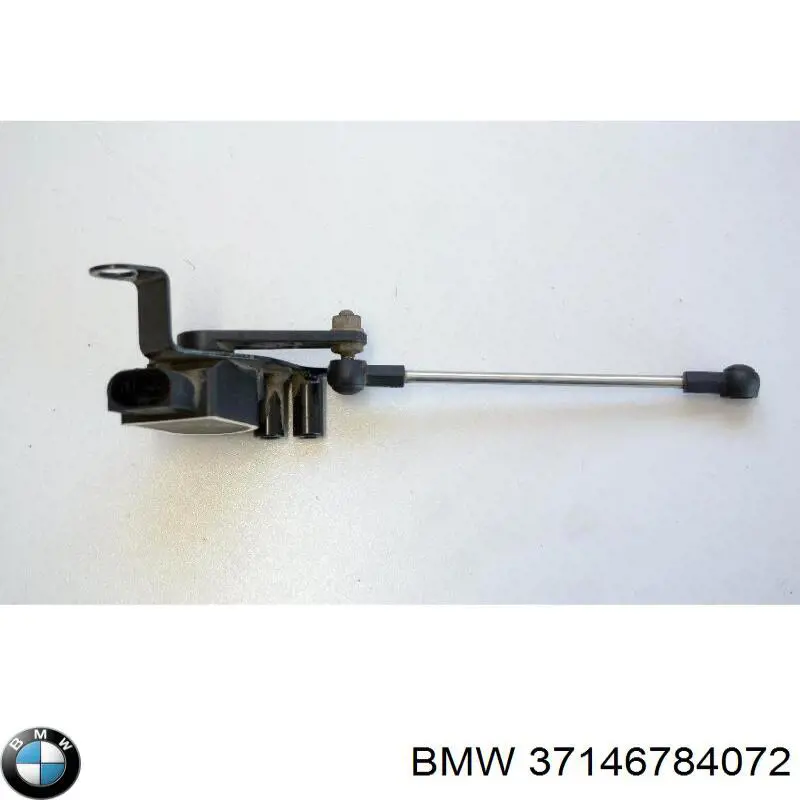 Czujnik poziomowania karoserii tylny BMW 37146784072 cena, od 48,79 USD