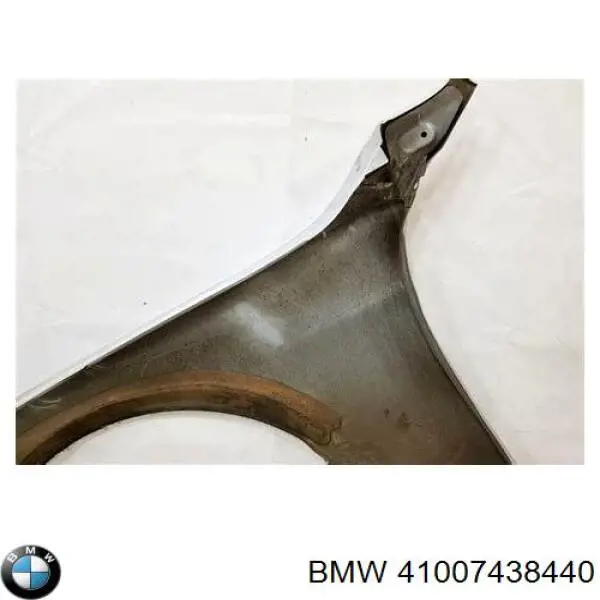 Do koszyka 41007438440 BMW Błotnik przedni prawy