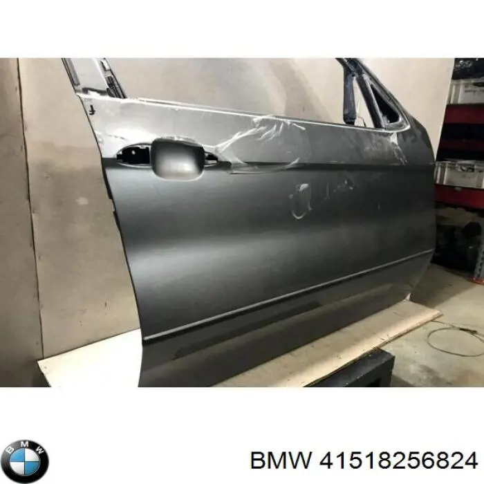 Do koszyka 41518256824 BMW Drzwi przednie prawe