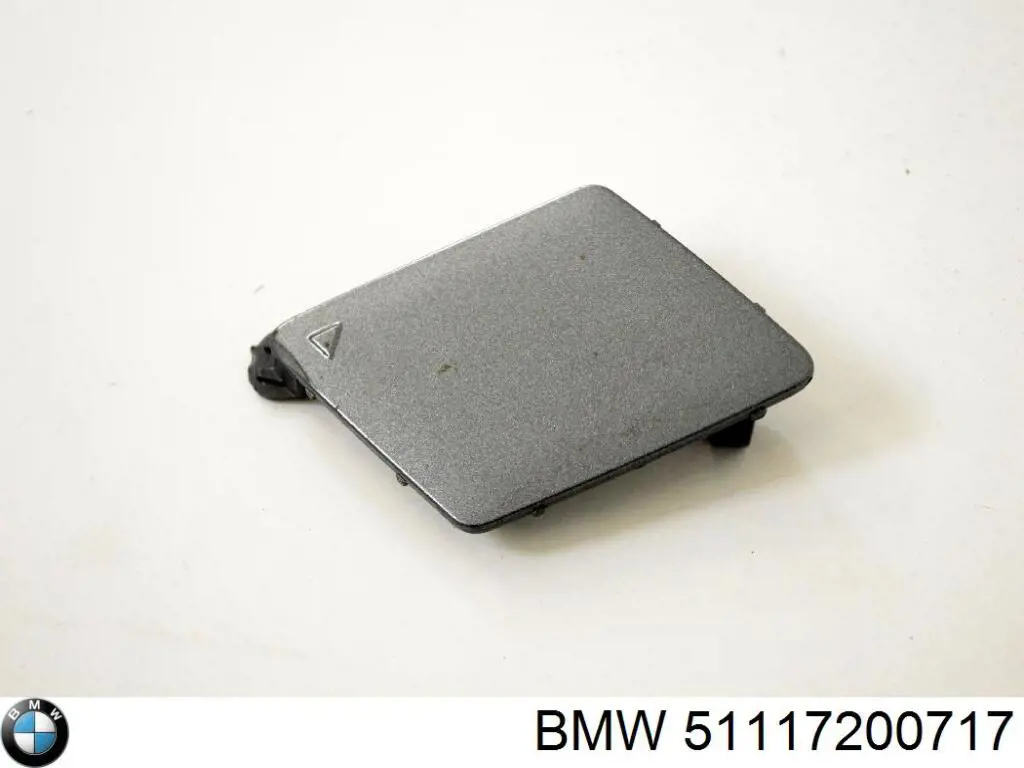 Zaślepka haku holowniczego zderzaka przednia BMW 51117200717 cena, od 7,67 USD