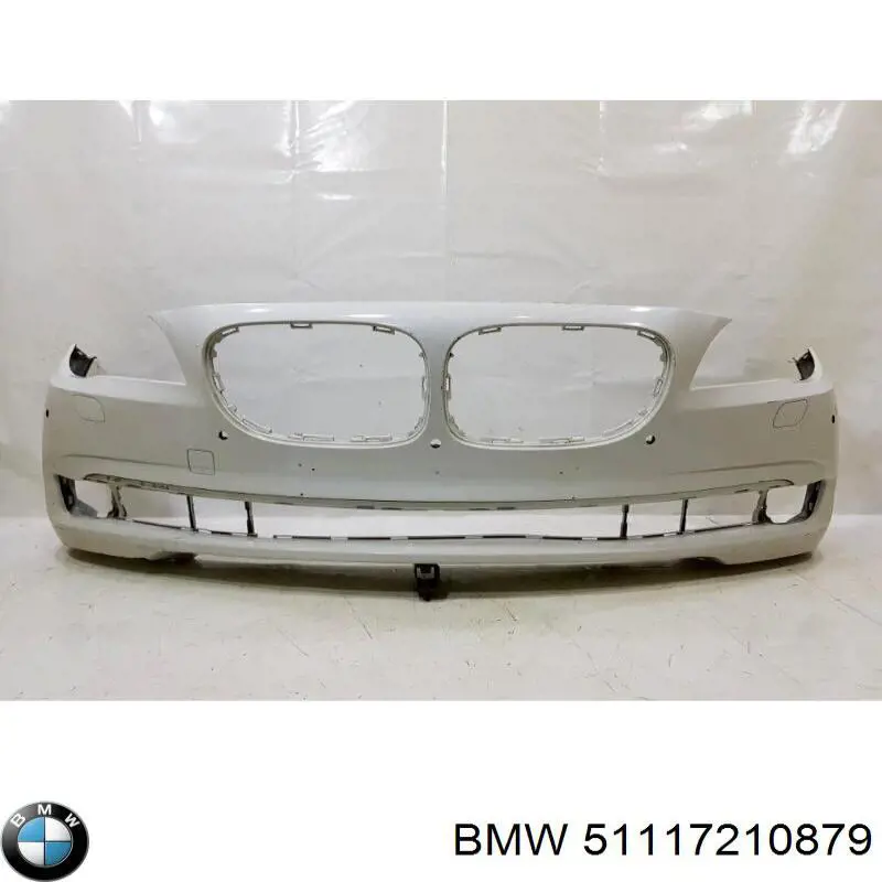 51117210879 BMW Zderzak przedni