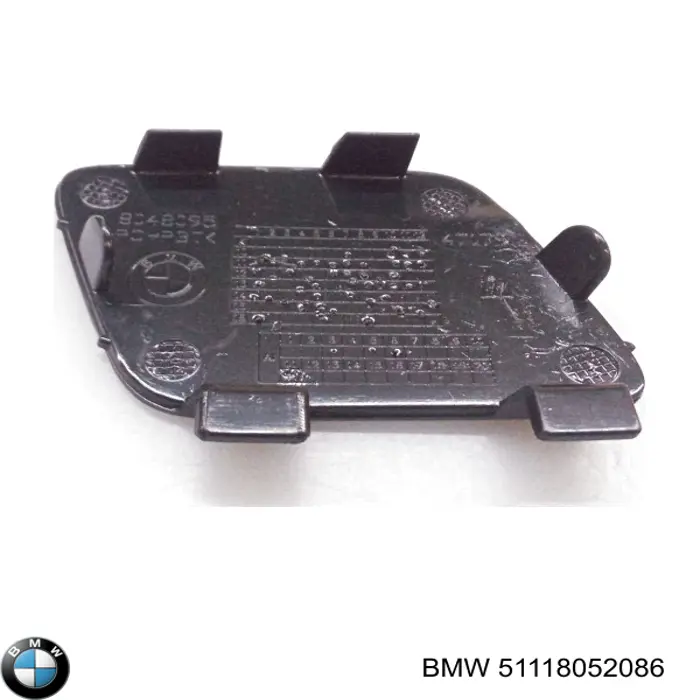 Do koszyka 51118052086 BMW Zaślepka haku holowniczego zderzaka przednia
