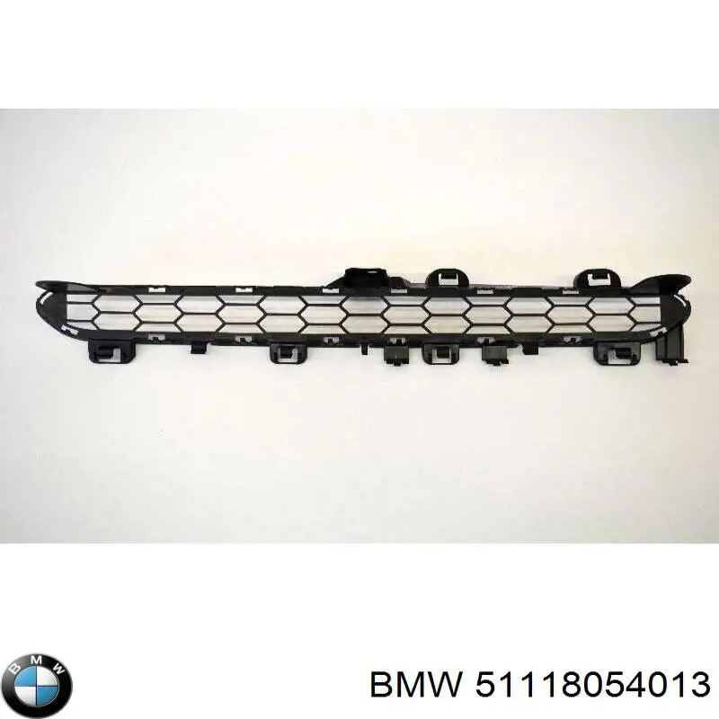 51118054013 BMW Kratka zderzaka przedniego górna