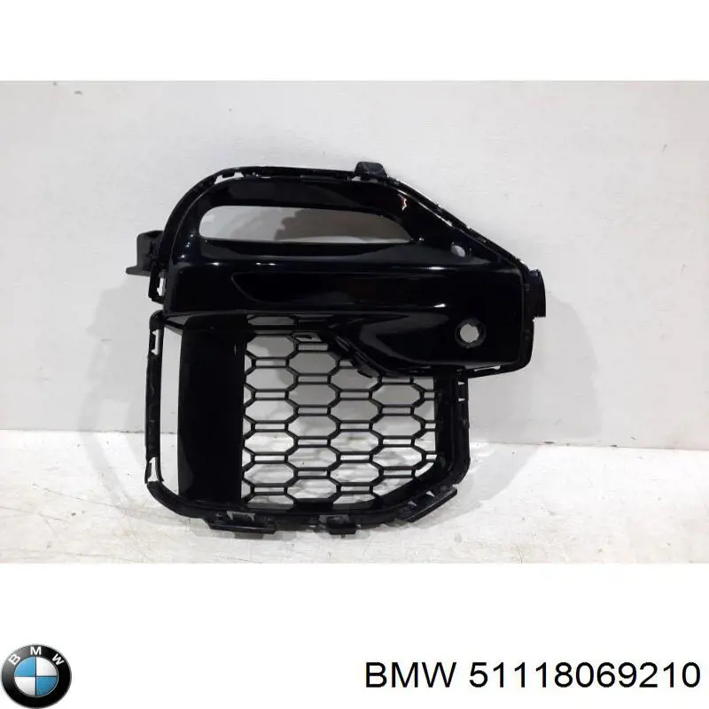 51118069210 BMW Kratka zderzaka przedniego prawa