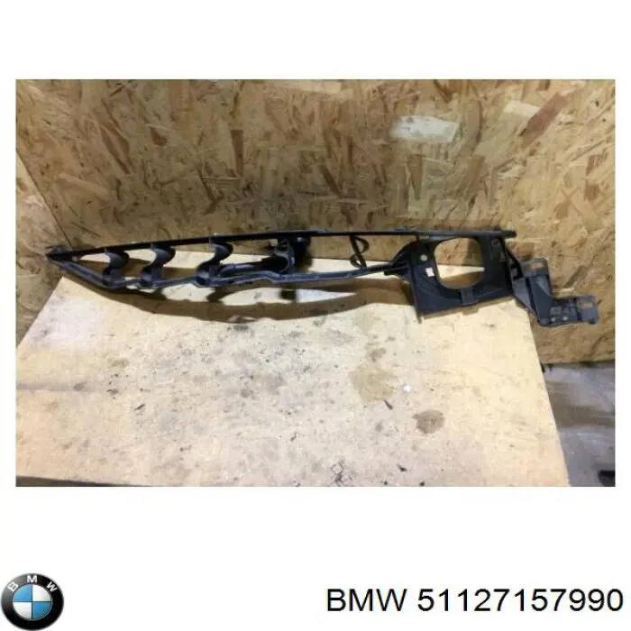 51127157990 BMW wspornik górny do mocowania błotnika przedniego prawego