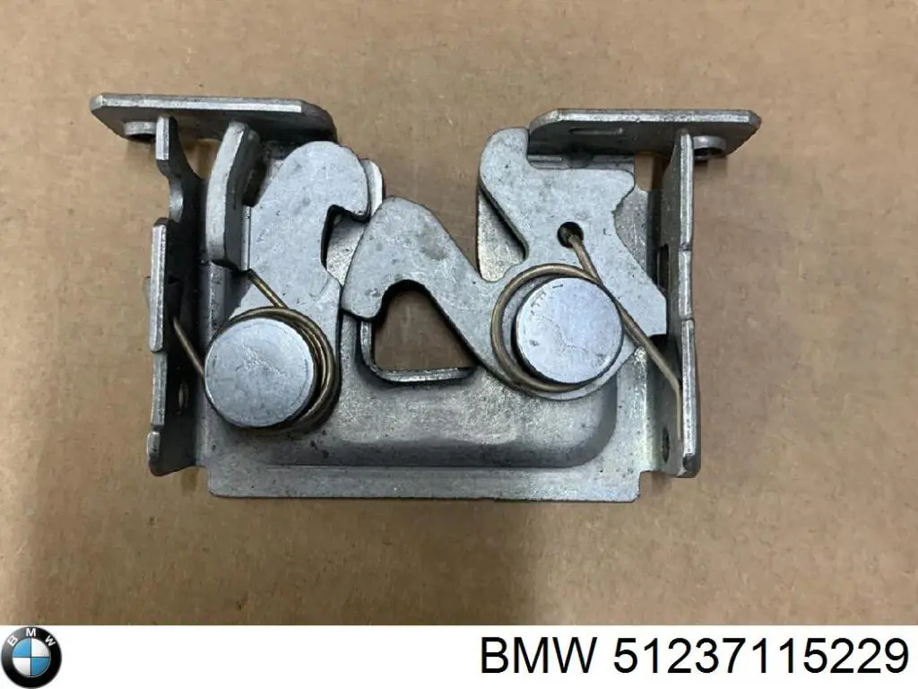 Do koszyka 51237115229 BMW Zamek maski