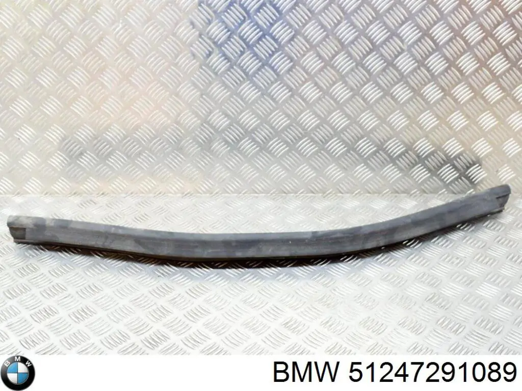 Do koszyka 51247291089 BMW Odbój maski