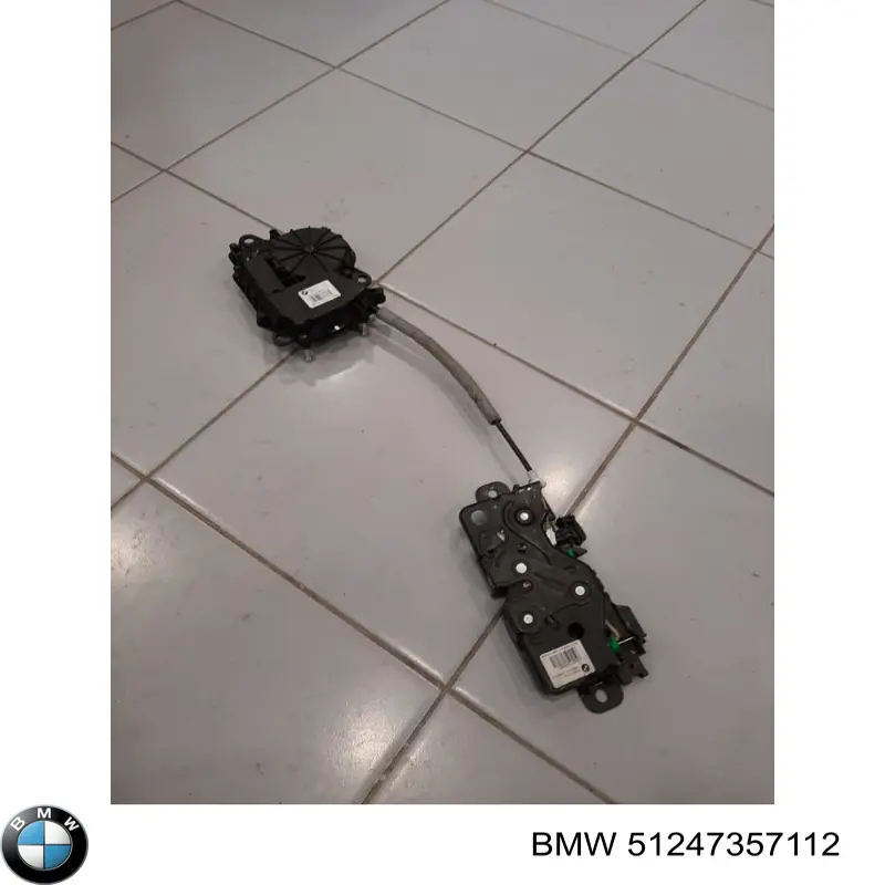 Zamek klapy bagażnika (3/5 drzwi tylnych) BMW 51247357112 cena, od 125,71 USD