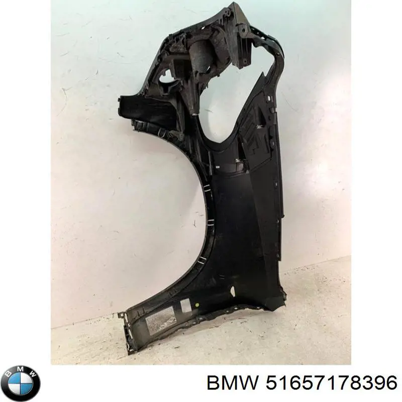Błotnik przedni prawy 51657178396 BMW