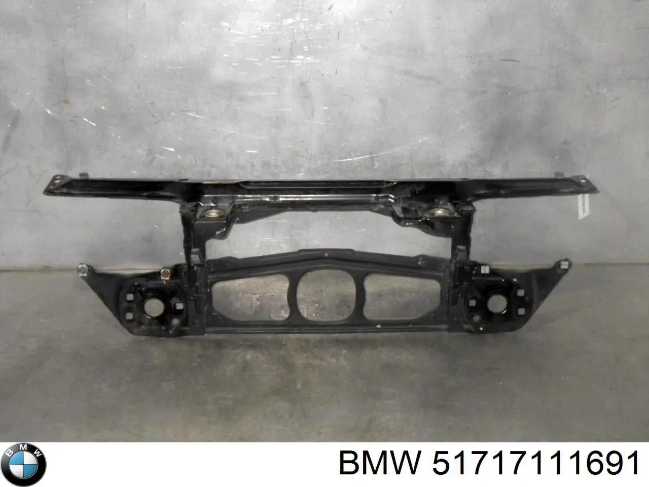 Osłona chłodnicy kompletna (panel mocowania reflektorów) BMW 51717111691 cena, od 129,40 USD