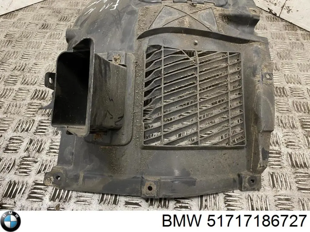 Do koszyka 51717186727 BMW Nadkole błotnika przedniego lewe przednie