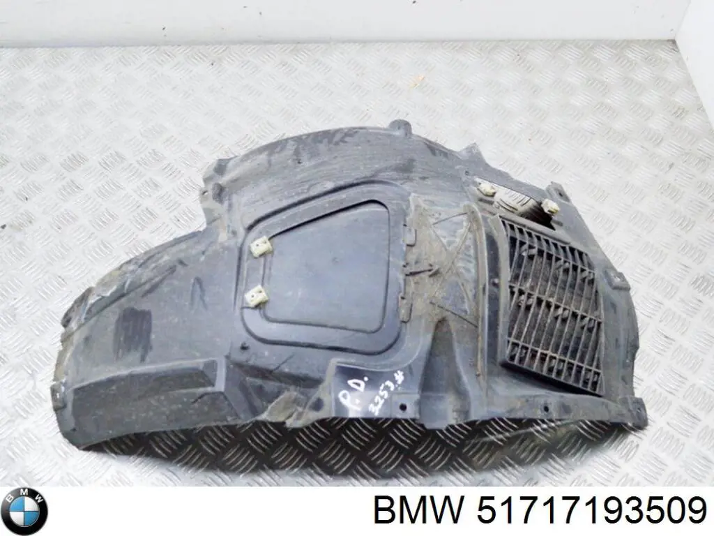 Nadkole błotnika przedniego lewe przednie BMW 51717193509 cena, od 36,15 USD