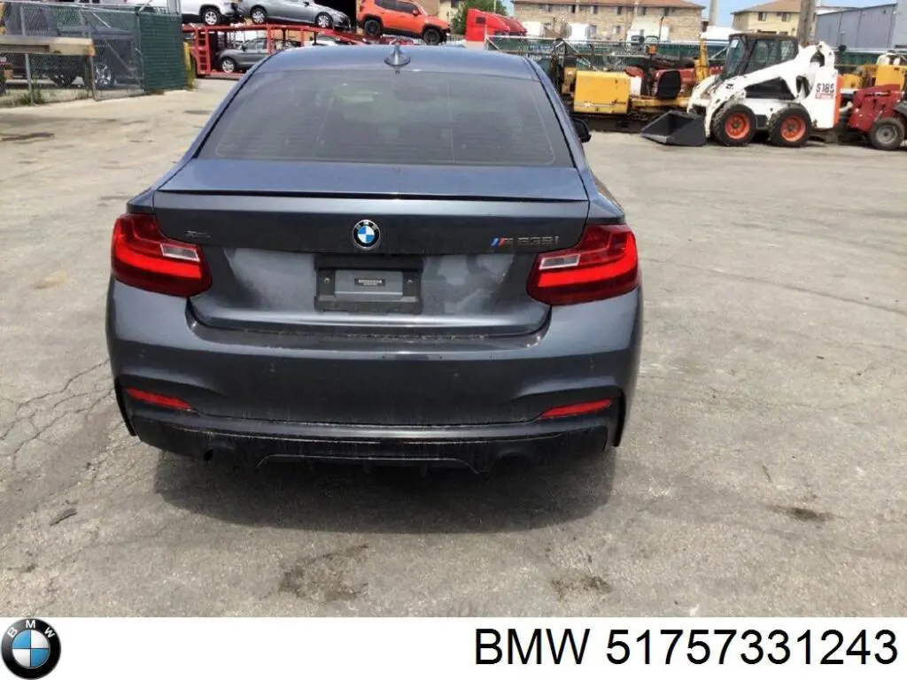 Do koszyka 51757331243 BMW Ścianka przedziału silnika