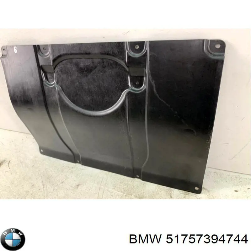 Osłona silnika przednia BMW 51757394744 cena, od 68,49 USD