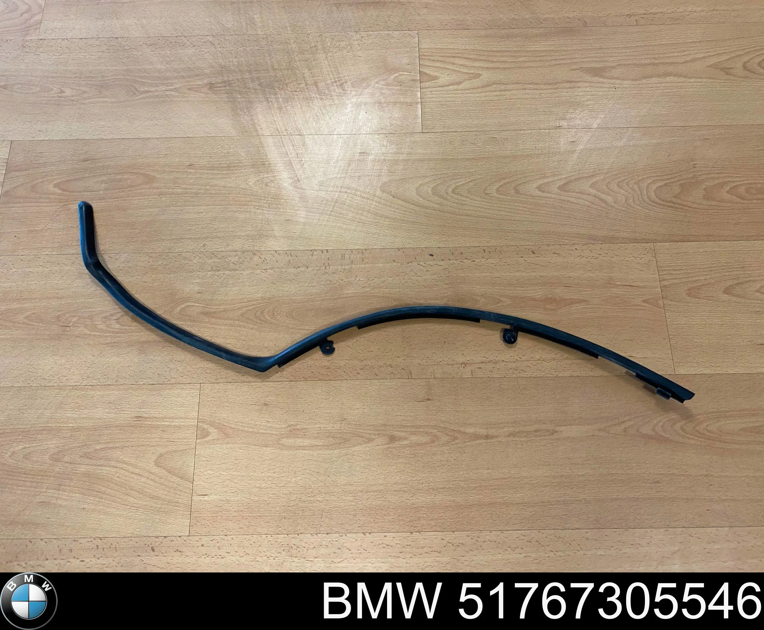 51767305546 BMW Uszczelniacz drzwi tylnych prawych (na drzwiach)
